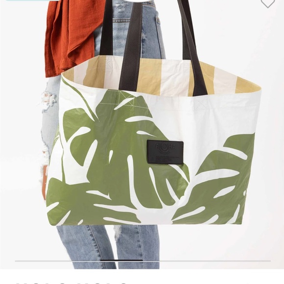 Authentic Aloha Collection Monstera Holo Holo Tote - Picture 16 of 16